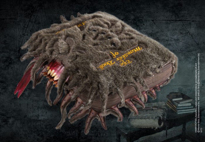 Peluche Libro De Los Monstruos Harry Potter