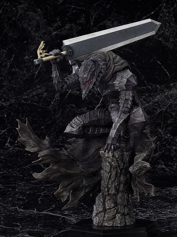 FIGURA GUTS BERSERK EN ARMADURA 28 CM POP UP PARADE L