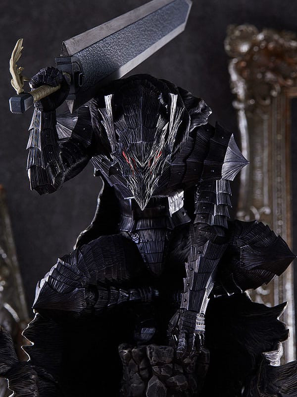 FIGURA GUTS BERSERK EN ARMADURA 28 CM POP UP PARADE L
