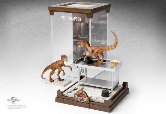 Figura Velocirraptor Caja Decorativa Con Diorama Jurassic Park