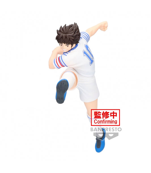 Figura Oliver Atom